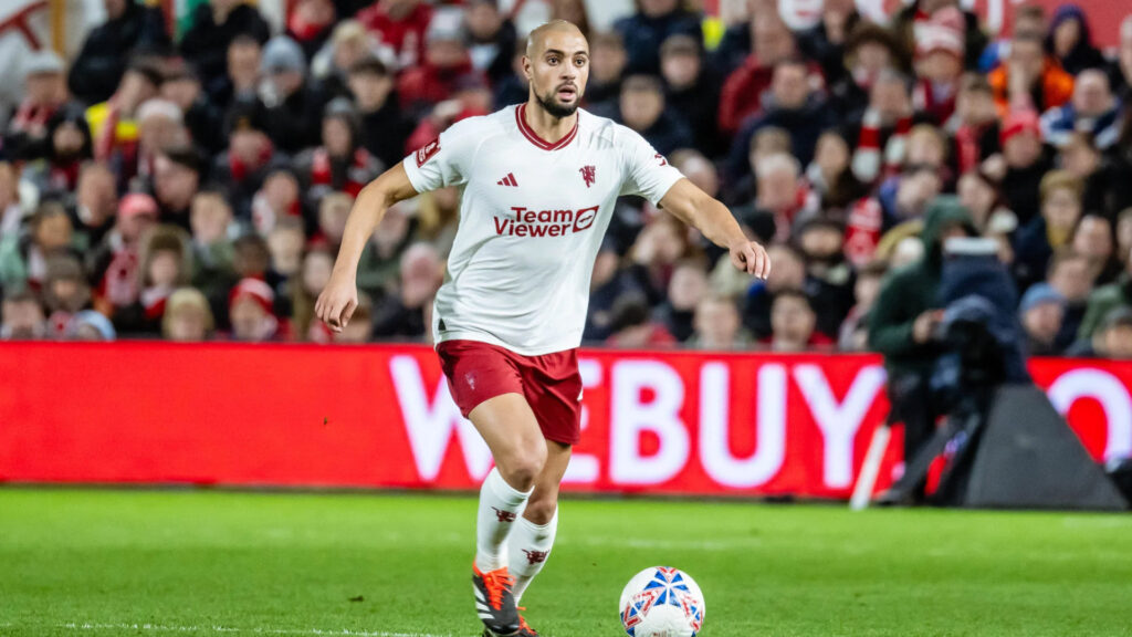 Amrabat pointé du doigt au MU